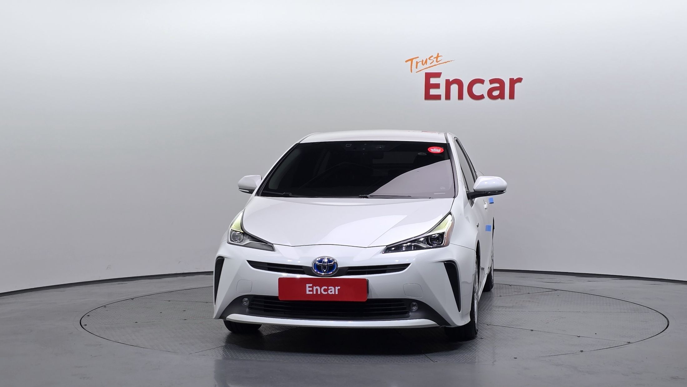 TOYOTA PRIUS 2019