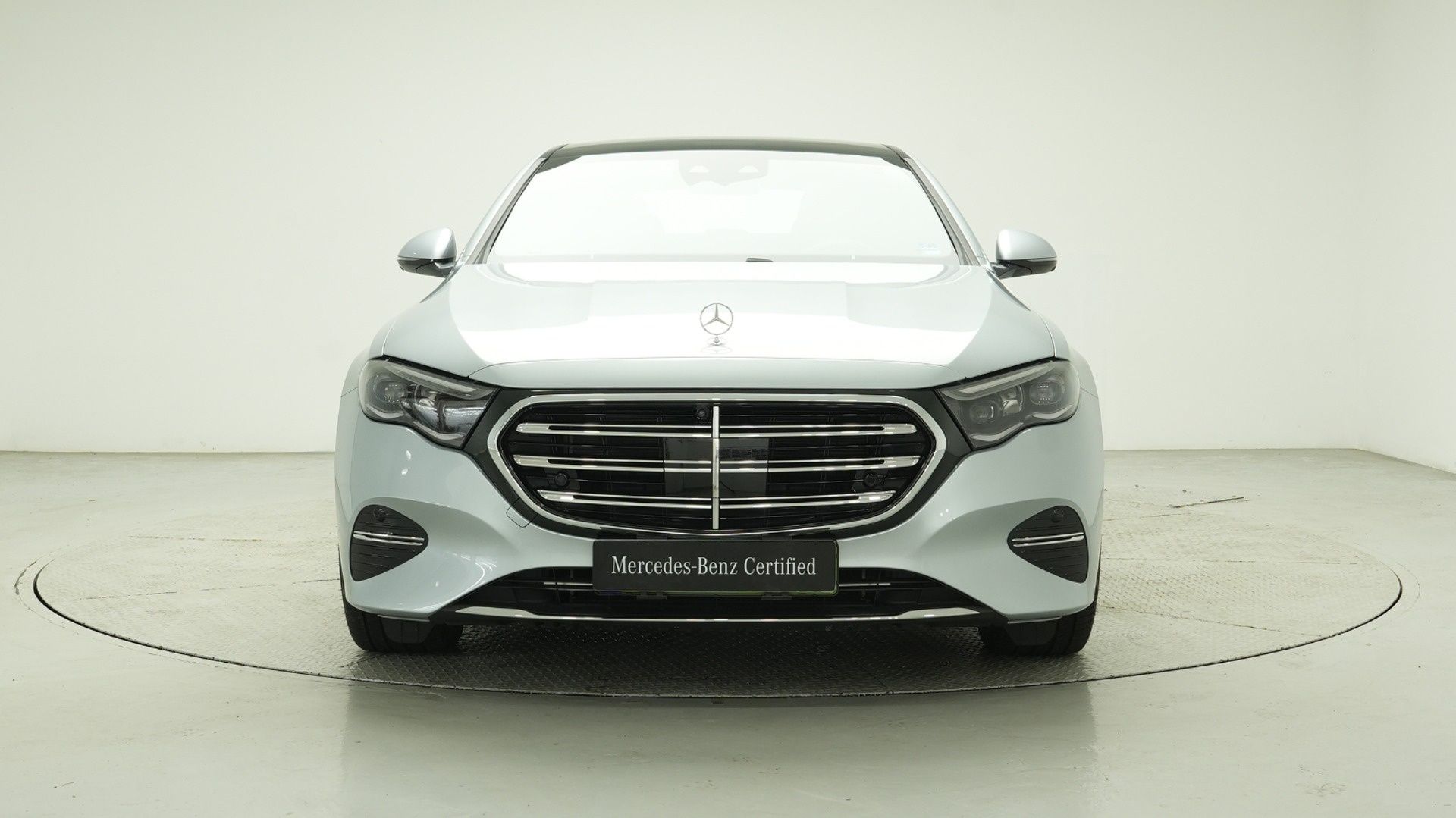 MERCEDES BENZ E-CLASS W214 2024