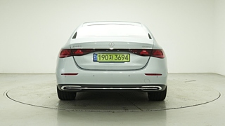 MERCEDES BENZ E-CLASS W214 2024