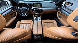 BMW 5-SERIES G30 2017