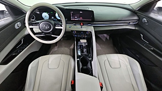 HYUNDAI AVANTE CN7 2021