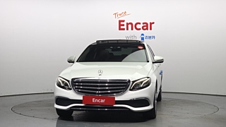 MERCEDES BENZ E-CLASS W213 2016