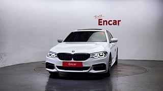 BMW 5-SERIES G30 2017