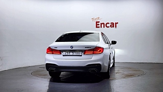 BMW 5-SERIES G30 2017