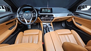 BMW 5-SERIES G30 2018