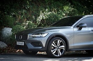 VOLVO V60 CROSS COUNTRY 2020