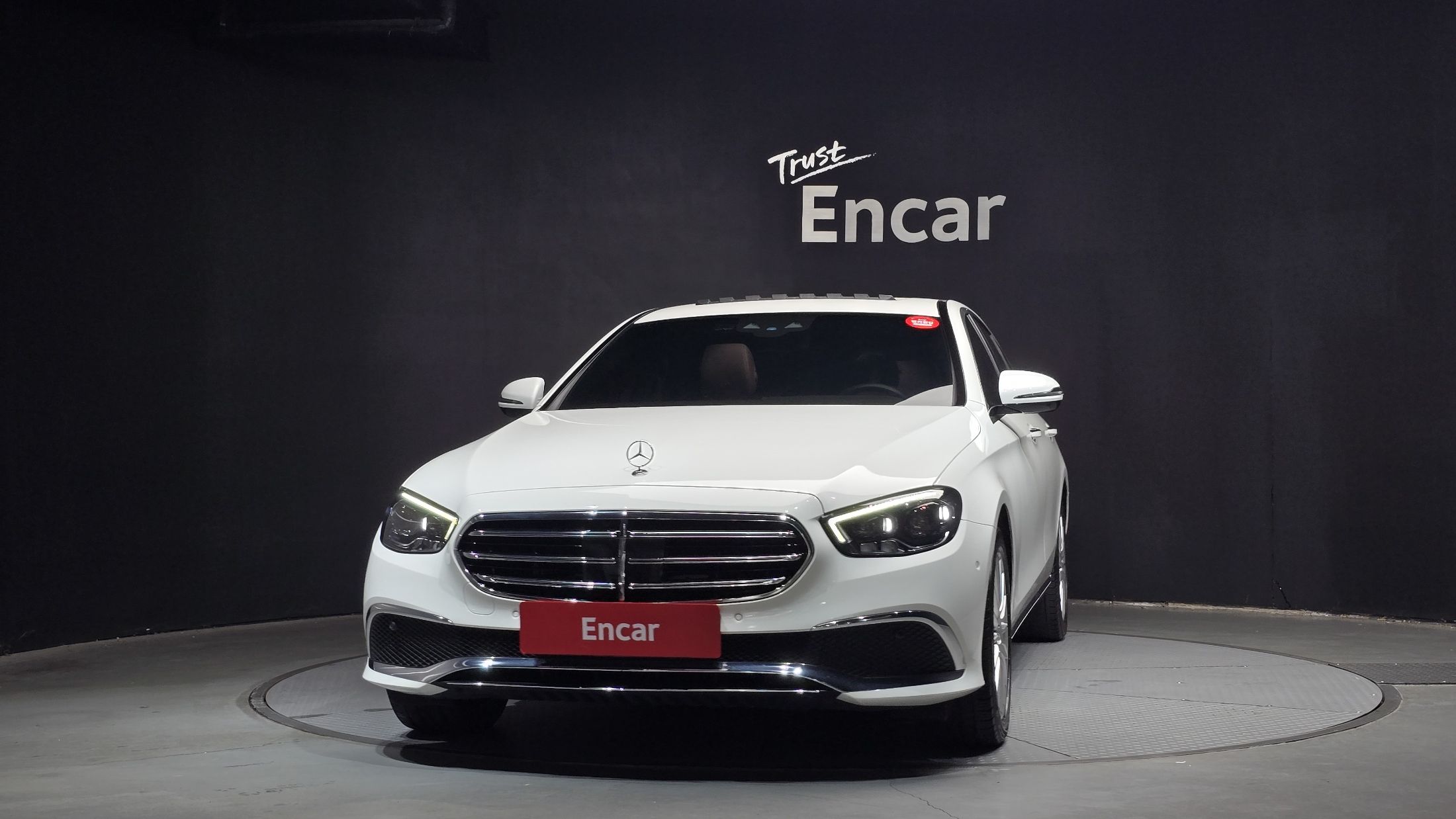 MERCEDES BENZ E-CLASS W213 2021