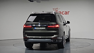 BMW X7 G07 2020