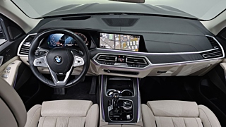 BMW X7 G07 2020