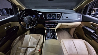 KIA CARNIVAL 2018