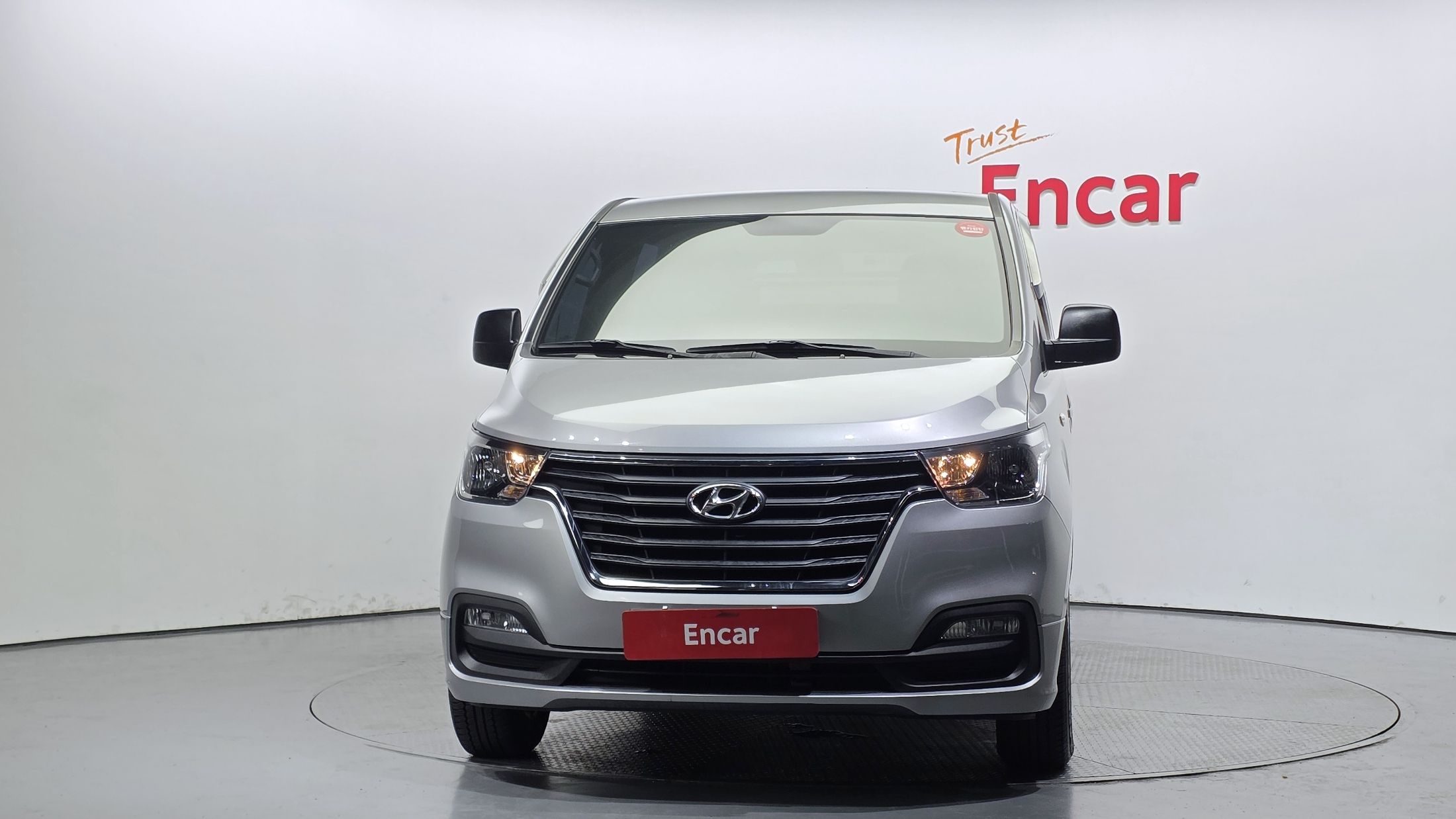 HYUNDAI STAREX GRAND 2020