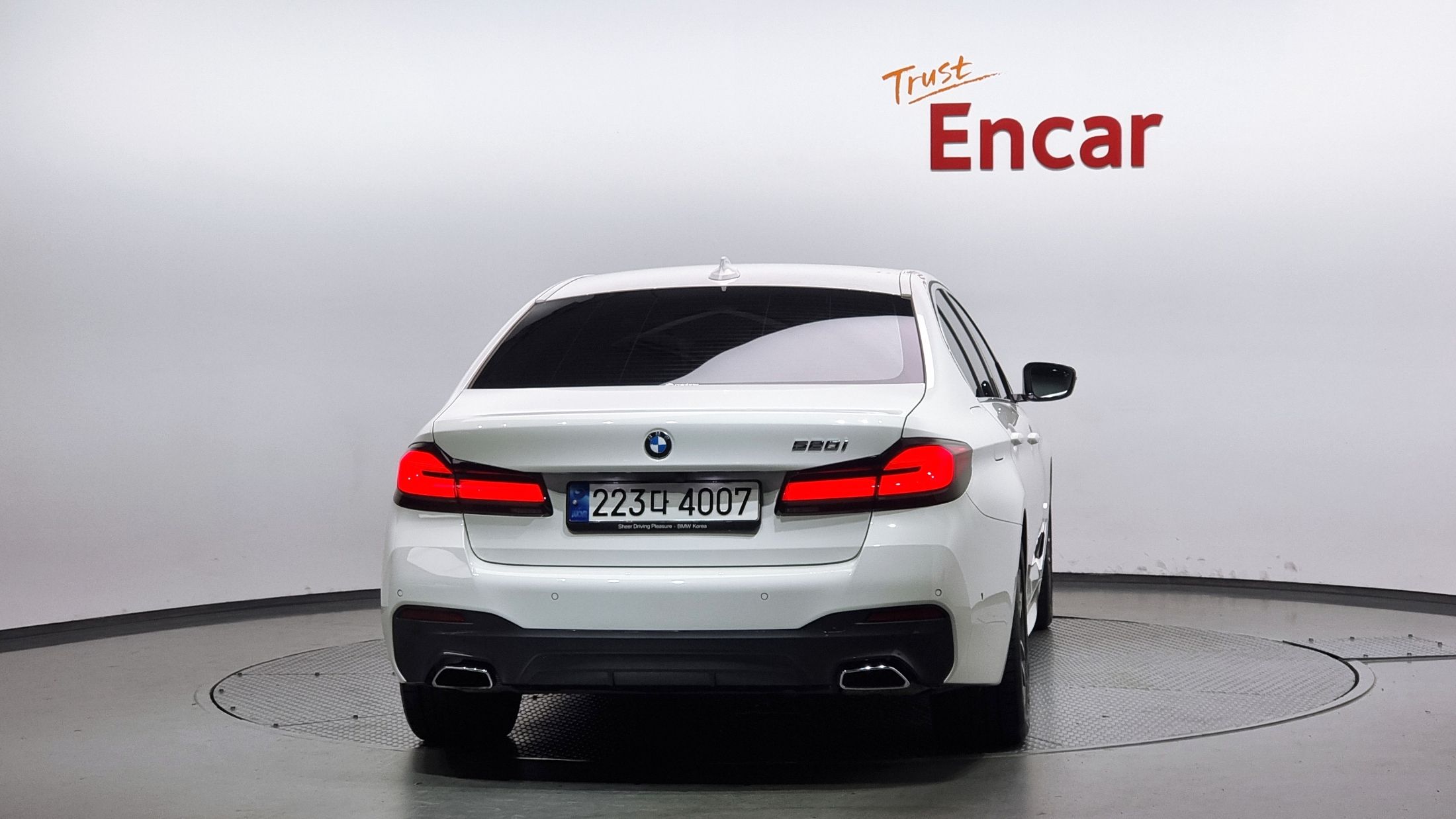BMW 5-SERIES G30 2022