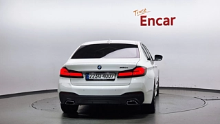 BMW 5-SERIES G30 2022