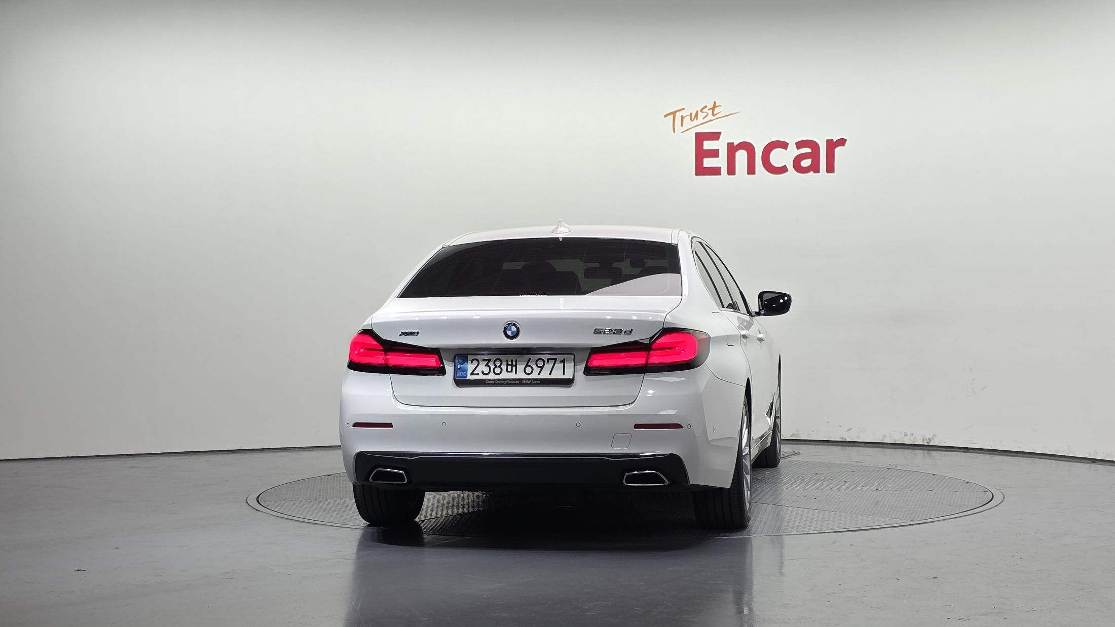 BMW 5-SERIES G30 2021