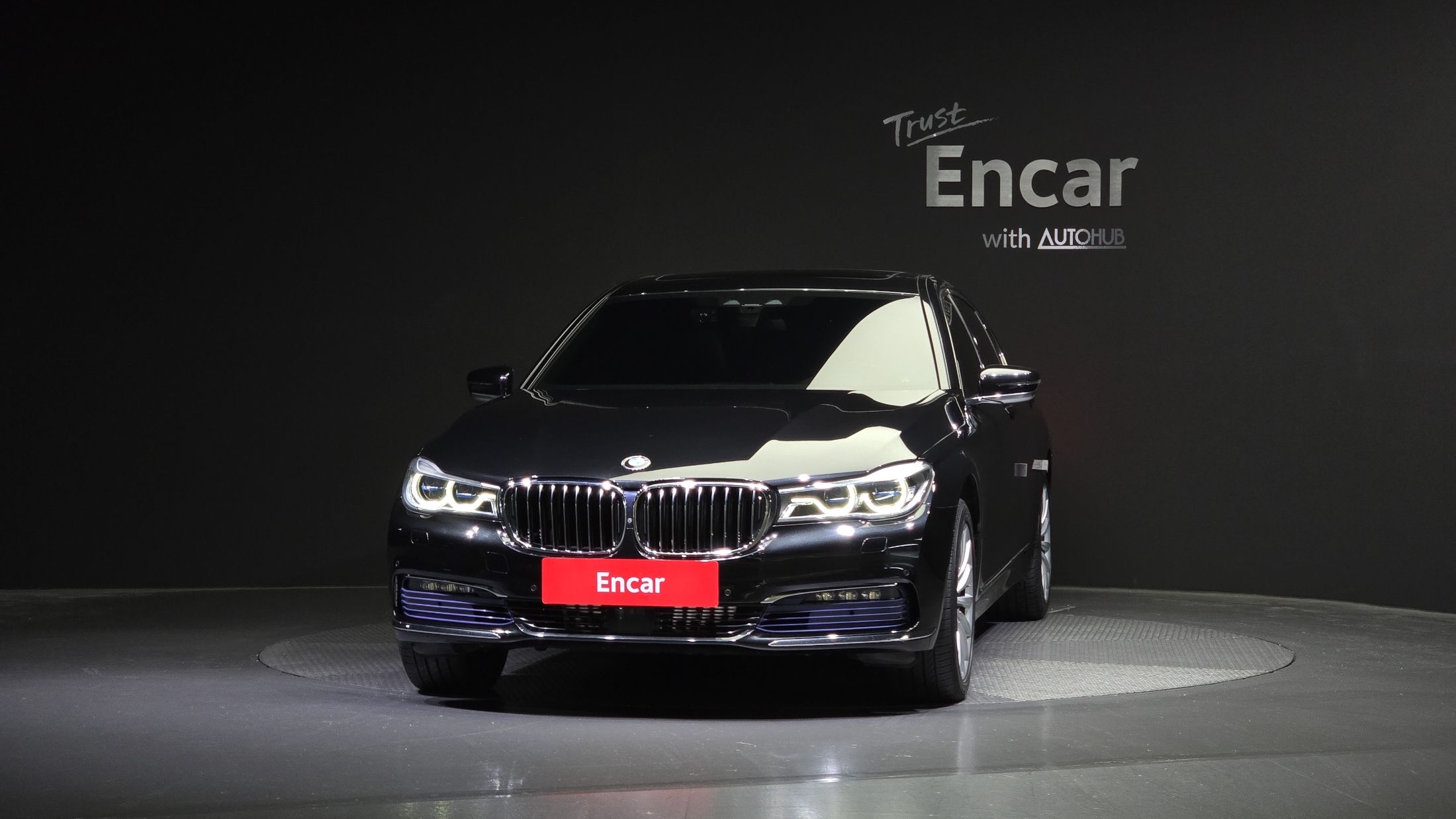 BMW 7-SERIES G11 2016