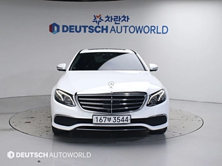 MERCEDES BENZ E-CLASS W213 2020