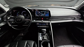 HYUNDAI AVANTE HYBRID CN7 2021