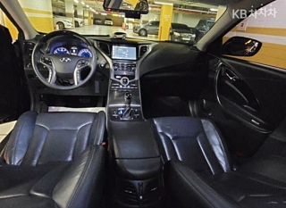 HYUNDAI GRANDEUR HG 2016