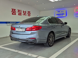 BMW 5-SERIES G30 2018