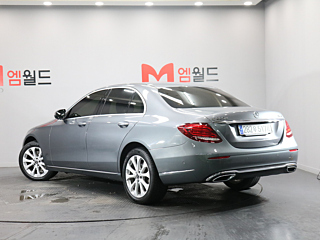 MERCEDES BENZ E-CLASS W213 2020