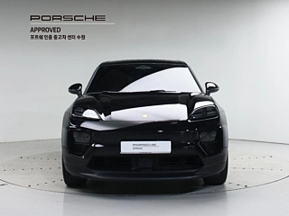 PORSCHE MACAN EV 2025