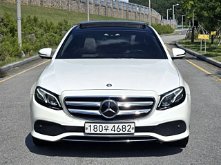 MERCEDES BENZ E-CLASS W213 2016