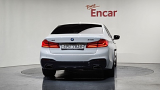 BMW 5-SERIES G30 2018