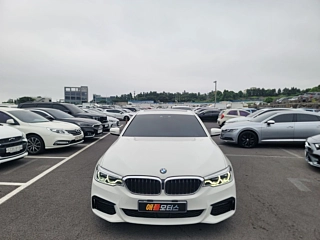BMW 5-SERIES G30 2020