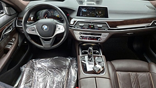 BMW 7-SERIES G11 2016