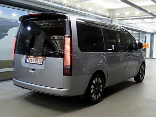 HYUNDAI STARIA 2023