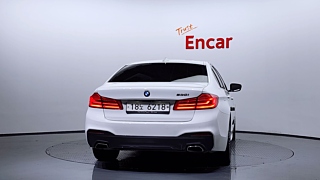 BMW 5-SERIES G30 2019