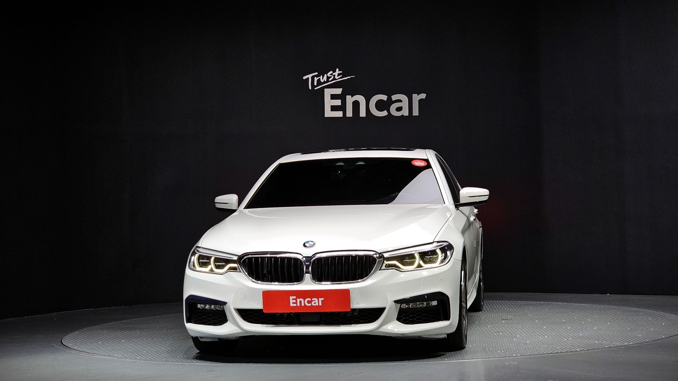 BMW 5-SERIES G30 2018