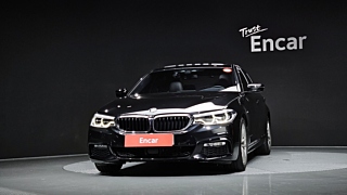 BMW 5-SERIES G30 2017