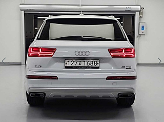 AUDI Q7 4M 2019