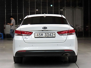 KIA K5 2016