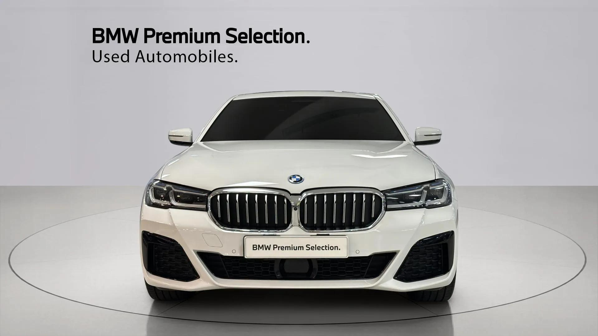 BMW 5-SERIES G30 2022