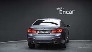 BMW 5-SERIES G30 2018