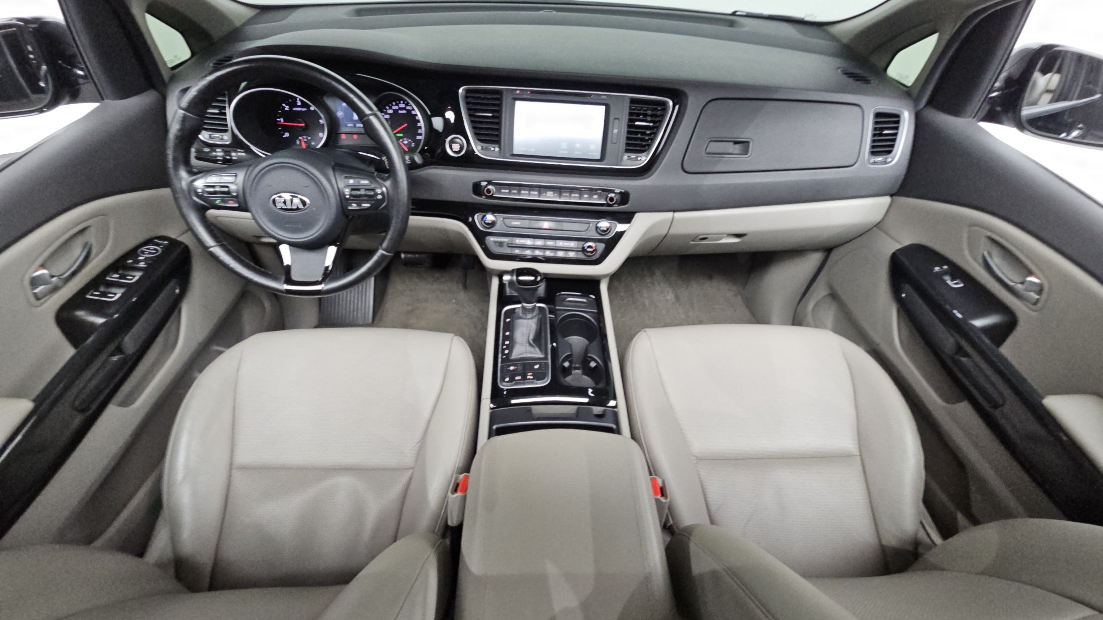 KIA CARNIVAL 2014