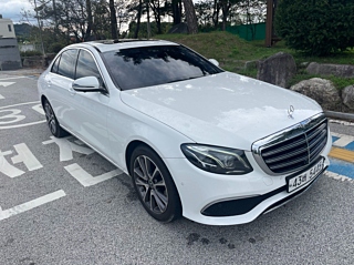 MERCEDES BENZ E-CLASS W213 2017
