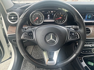 MERCEDES BENZ E-CLASS W213 2017