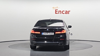 BMW 5-SERIES G30 2021