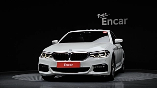 BMW 5-SERIES G30 2017