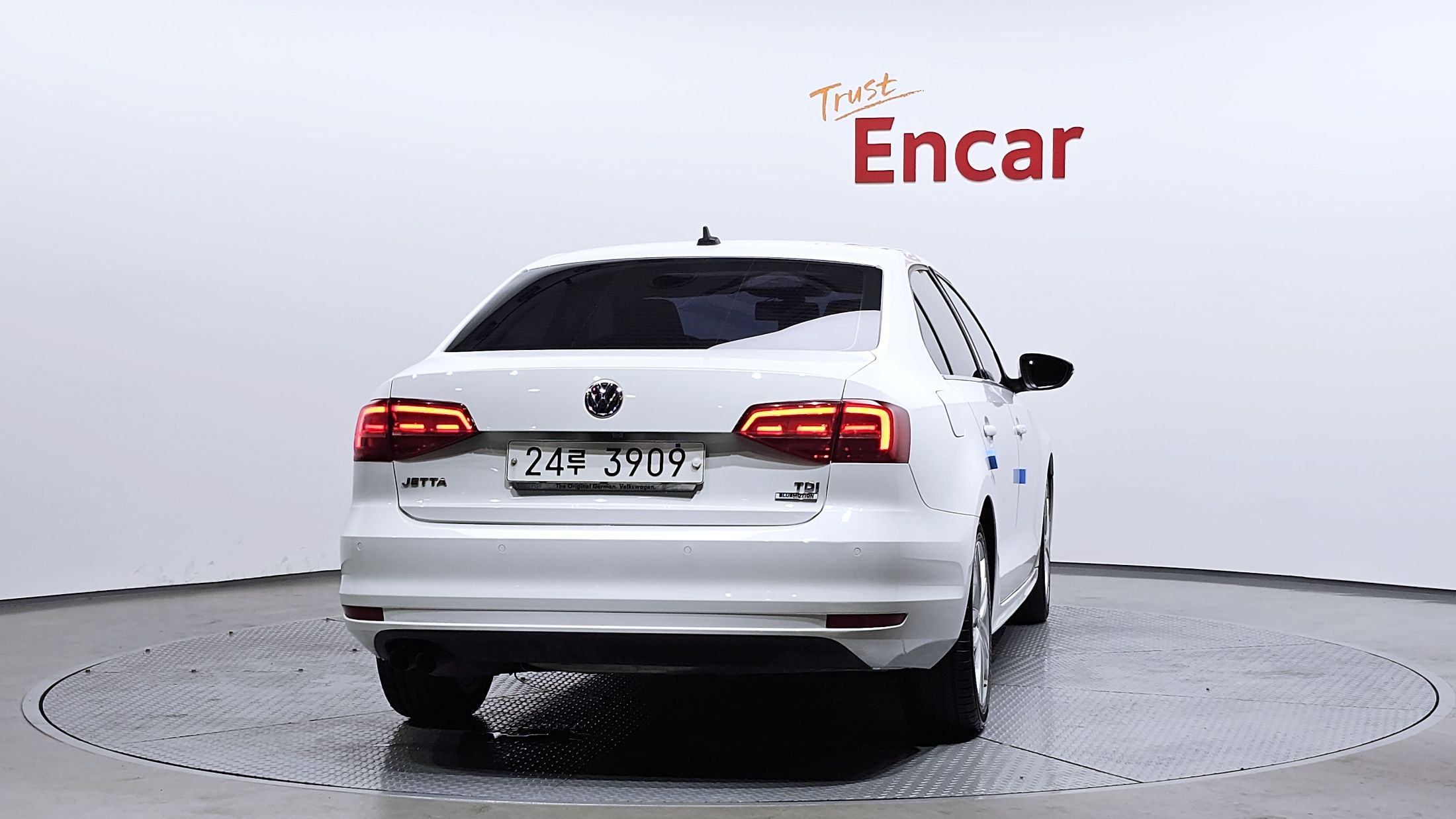 VOLKSWAGEN JETTA 2015