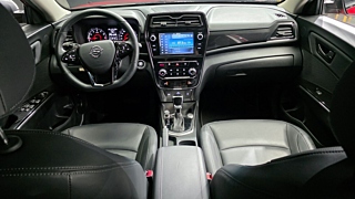 SSANGYONG TIVOLI VERY NEW 2021