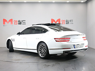 GENESIS G80 RG3 2022