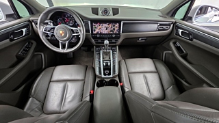PORSCHE MACAN 2019