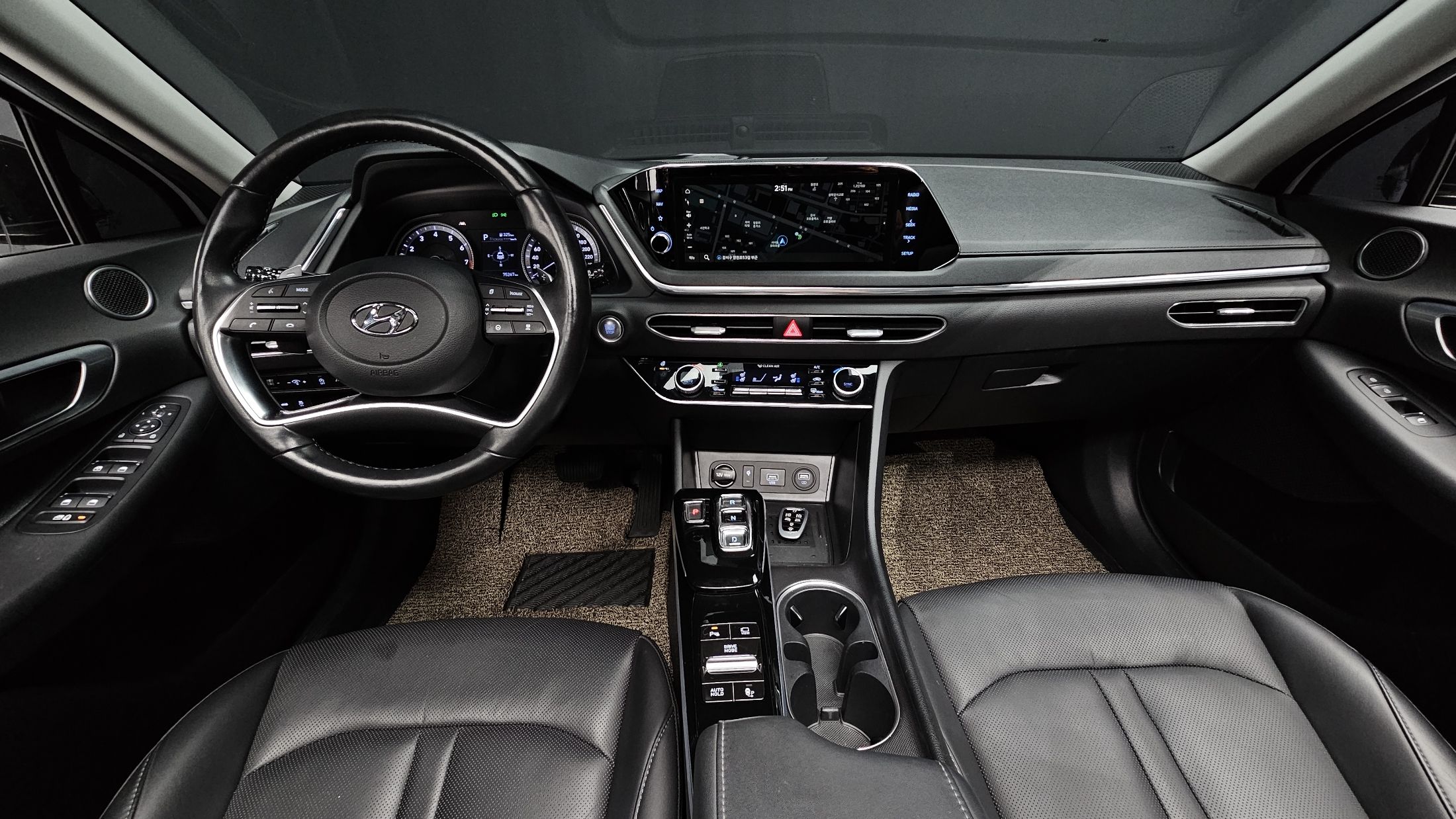 HYUNDAI SONATA DN8 2019