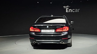 BMW 5-SERIES G30 2020