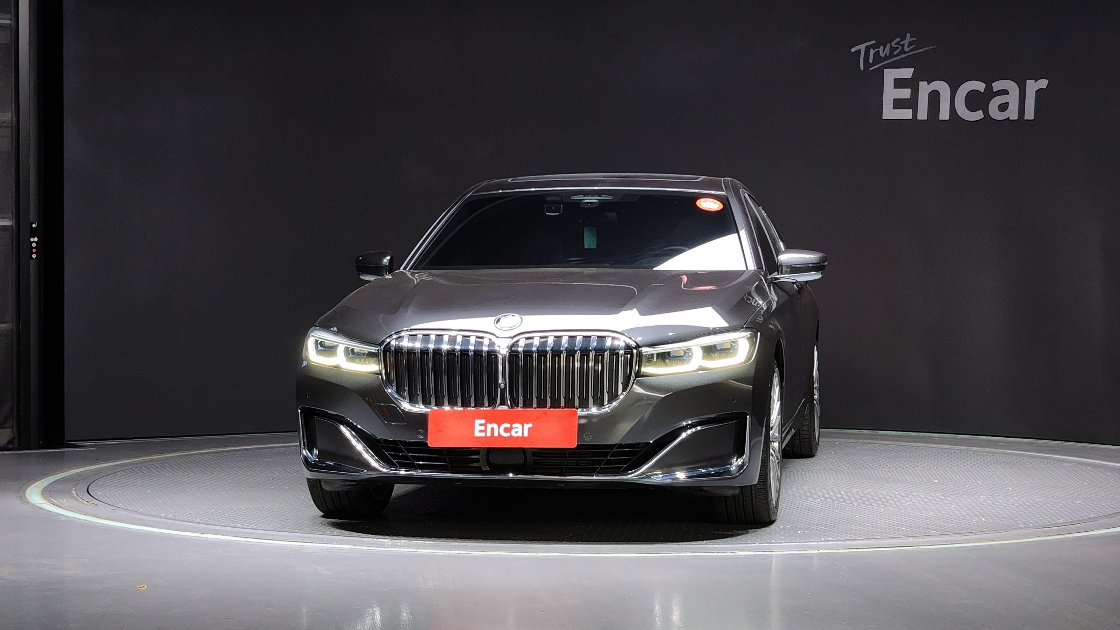 BMW 7-SERIES G11 2021