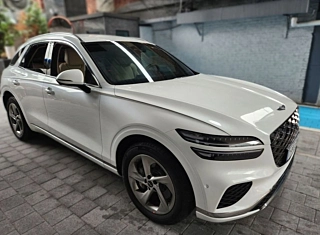 GENESIS GV70 2024